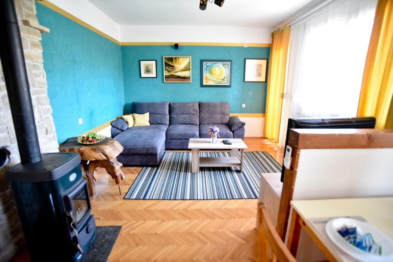 Mihaela Apartment Zadar Eksteriør billede