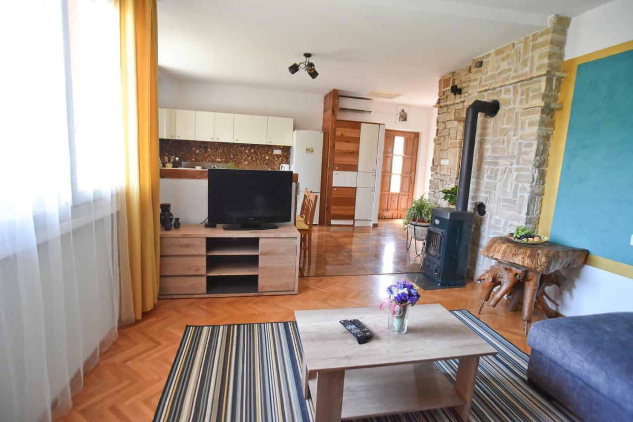 Mihaela Apartment Zadar Eksteriør billede